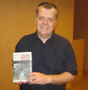 Der Autor Dr. Kurt Bauer