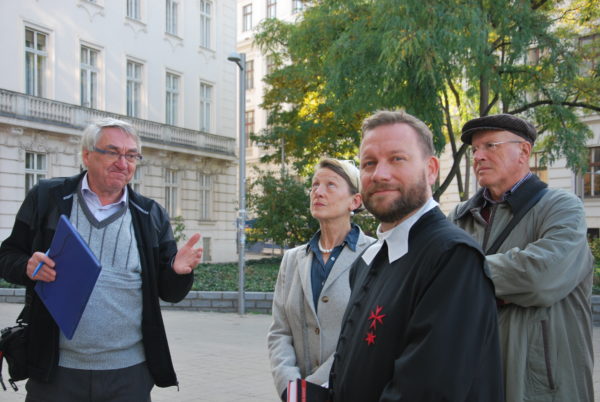 Führung durch die Karlskirche durch Dr. Marek Pucalik